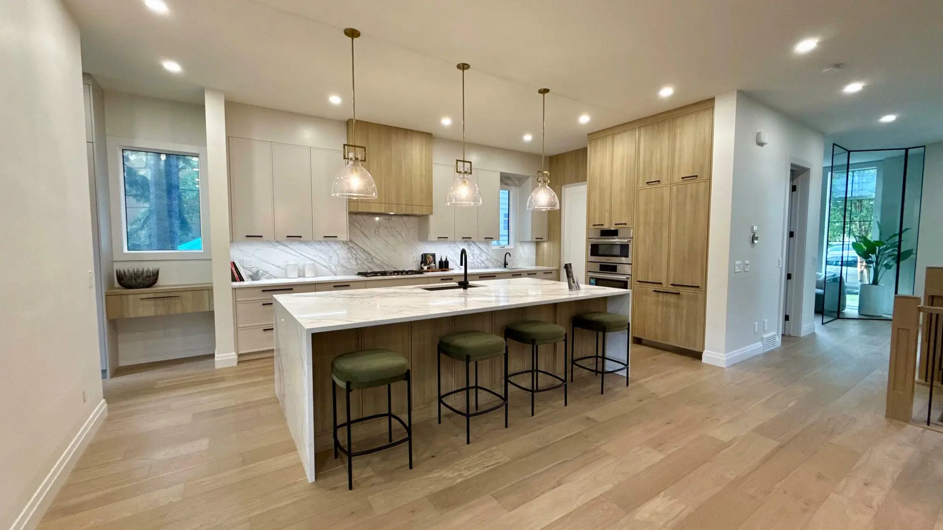 Kitchen finishes